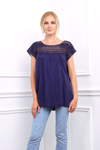 Immagine di CURVY GIRL TOP WITH LACE